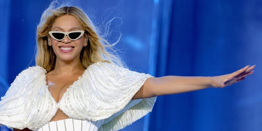 Bagaimana TMZ Meyakinkan Dunia Bahwa Beyoncé Akan Tampil di DNC